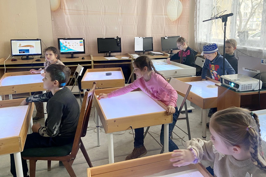 Состоялось открытие проекта «Литературная песочница «Сказки народов России»