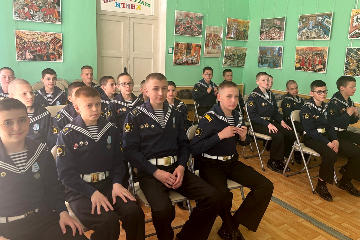 Книга: инструкция по применению в веках