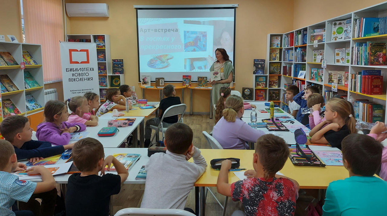 Встреча с севастопольской художницей Наной Деминковой